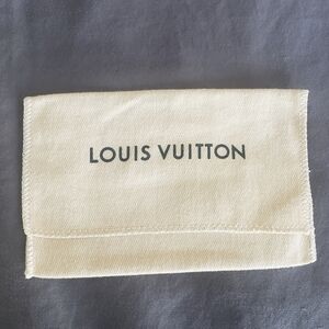 UNUSED Authentic Small SLG Louis Vuitton Cotton Dust Bag